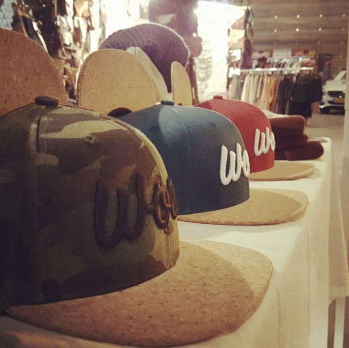 Woed Snapback Bordeaux rood